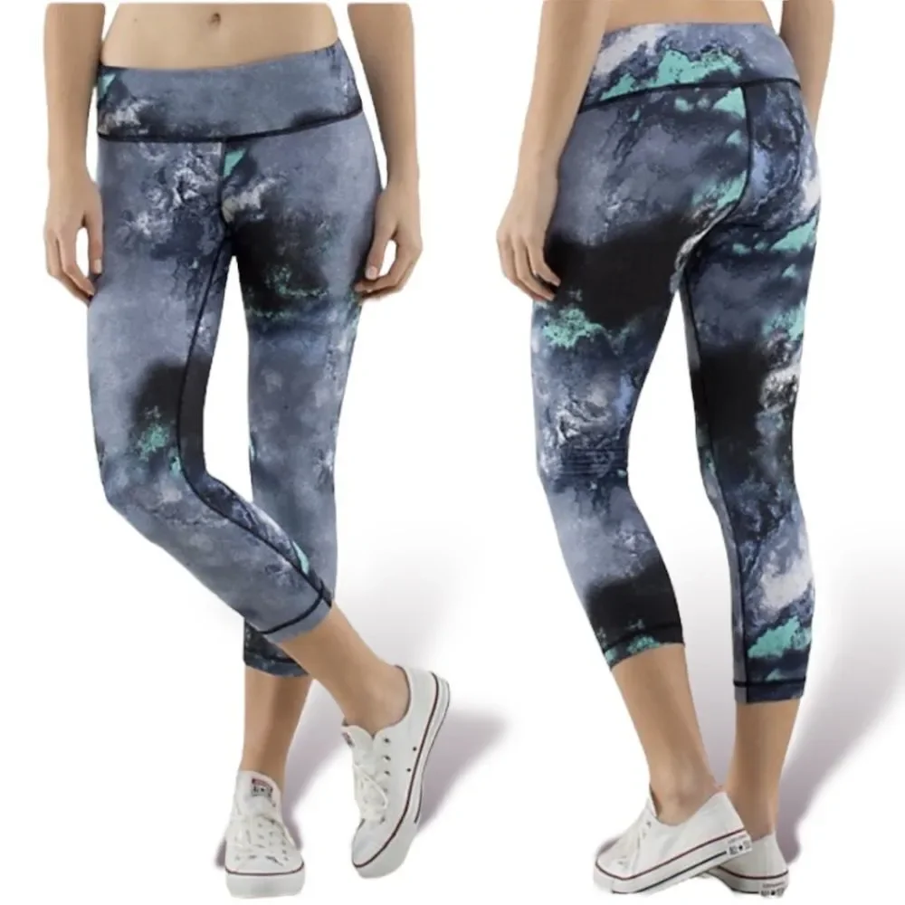 Lululemon Wunder Under Crop Leggings Milky Way Print Luon Size 4
